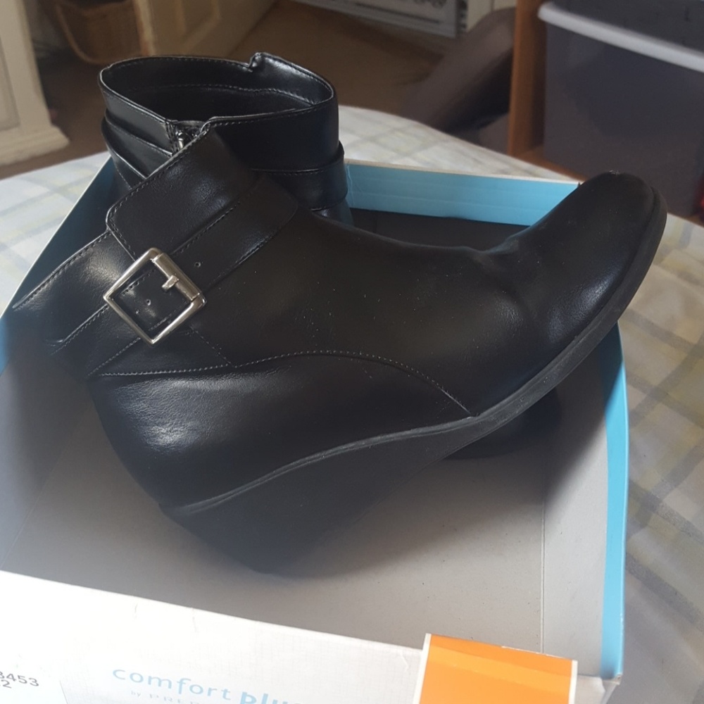 Black Leather Boots